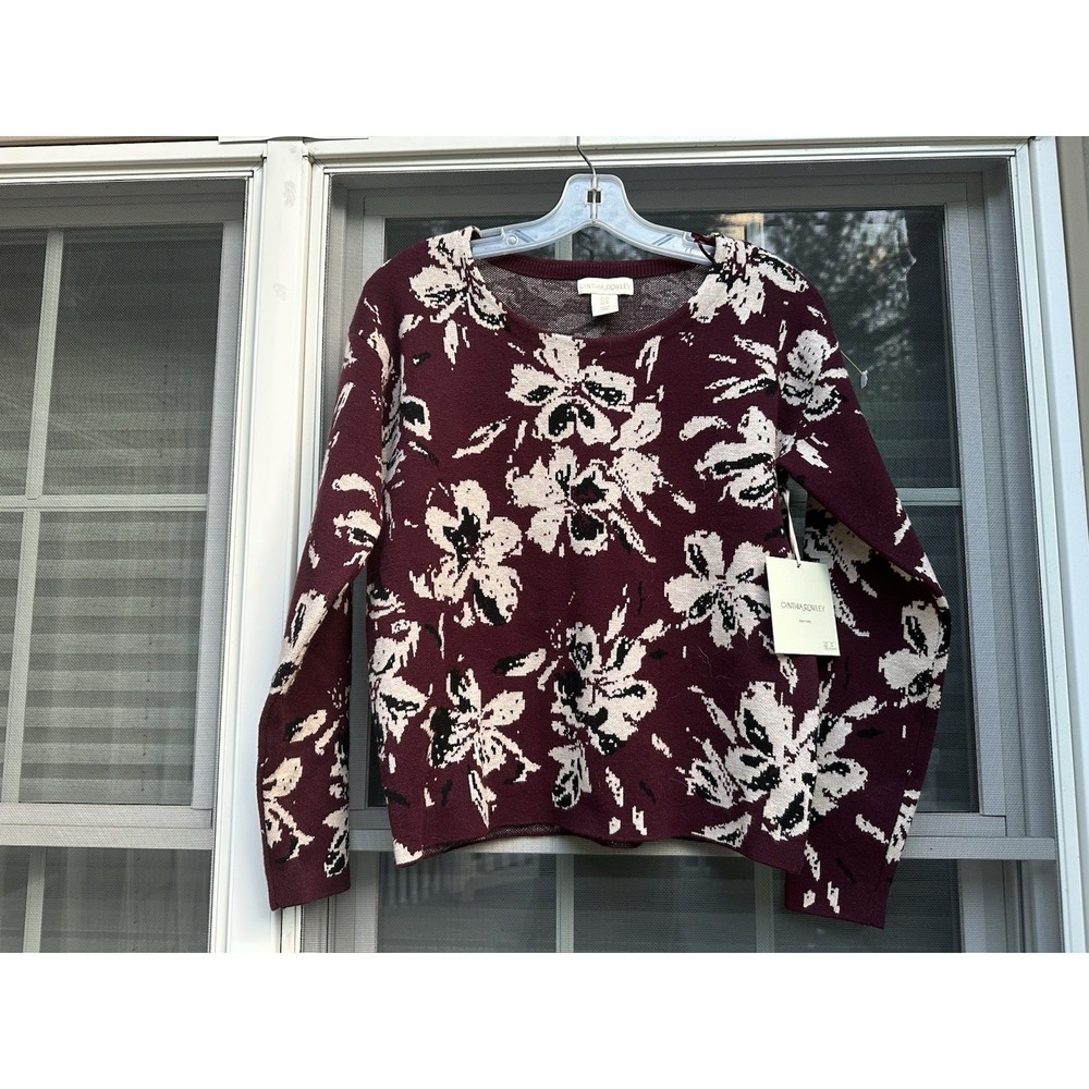 New CYNTHIA ROWLEY Sweater Floral Knit Soft Stretch Women's Size XS NWT